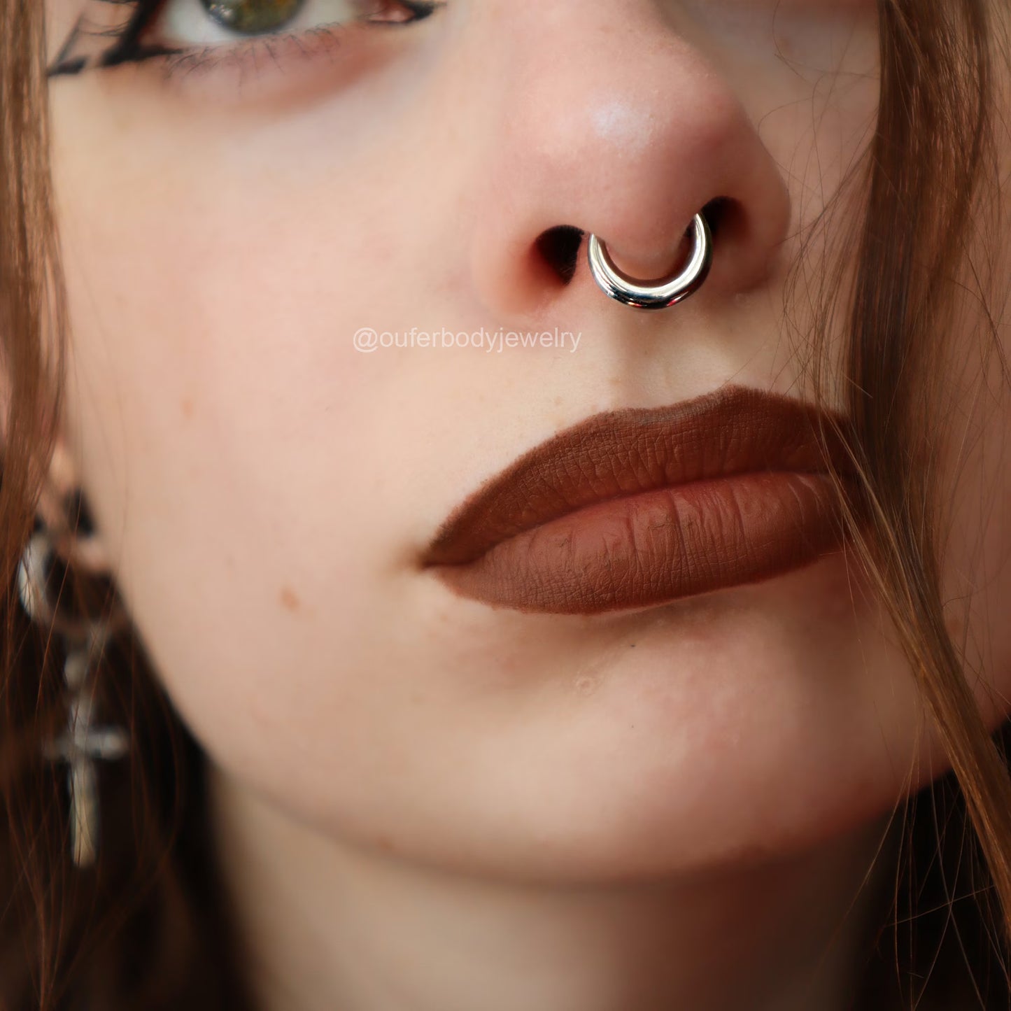 Lunar Bold Septum Clicker – Sculpted Shine for Unapologetic Style